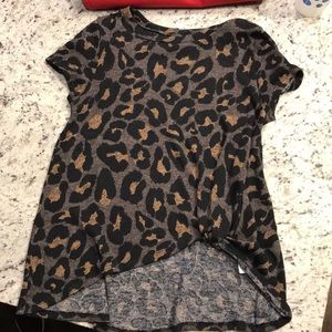 Leopard knot front tee